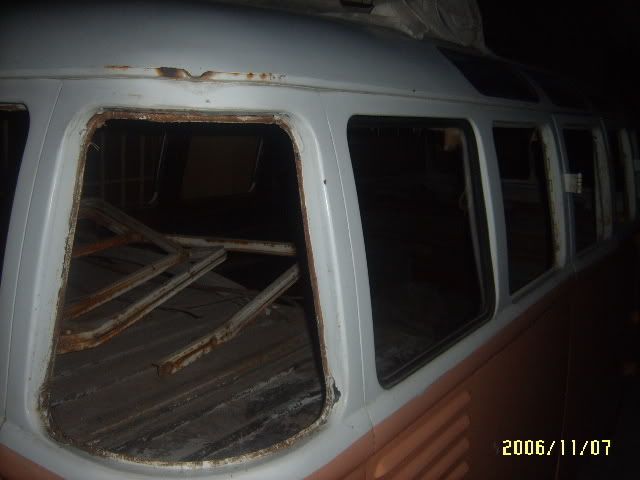 Image may have been reduced in size. Click image to view fullscreen.