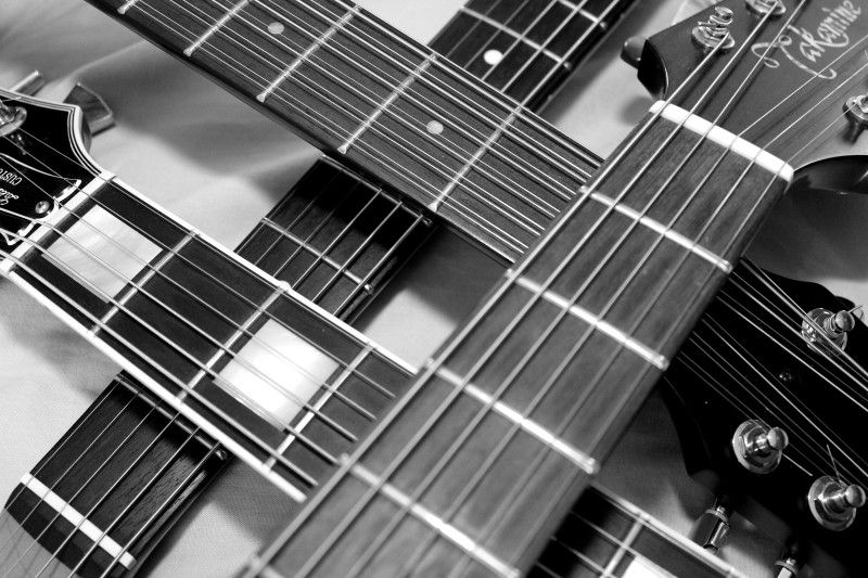 IMAGE: http://i71.photobucket.com/albums/i124/Keif_1974/Guitars/IMG_5765b.jpg