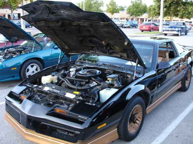 [http://i71.photobucket.com/albums/i125/KnightRider2000/DSC00248.jpg]