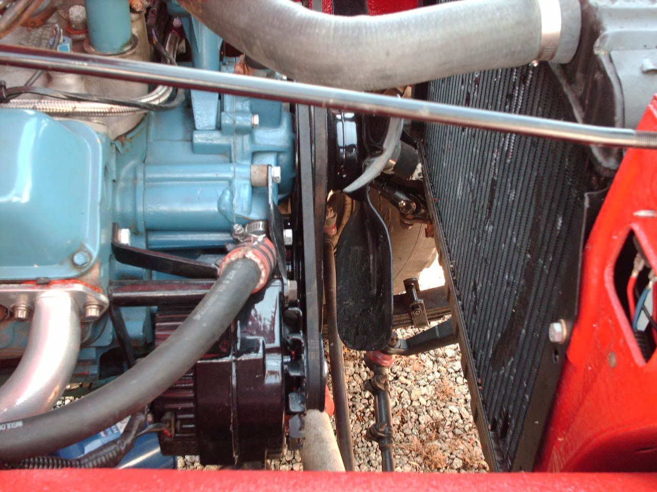 alternator bracket pics 304