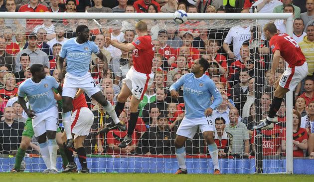 The-Manchester-derby-by-T-010.jpg