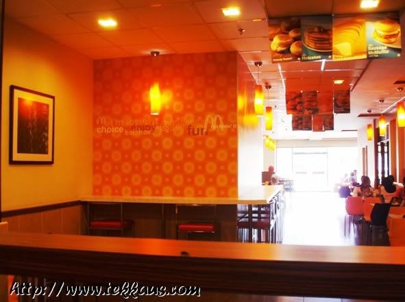 MacDonald ambiance