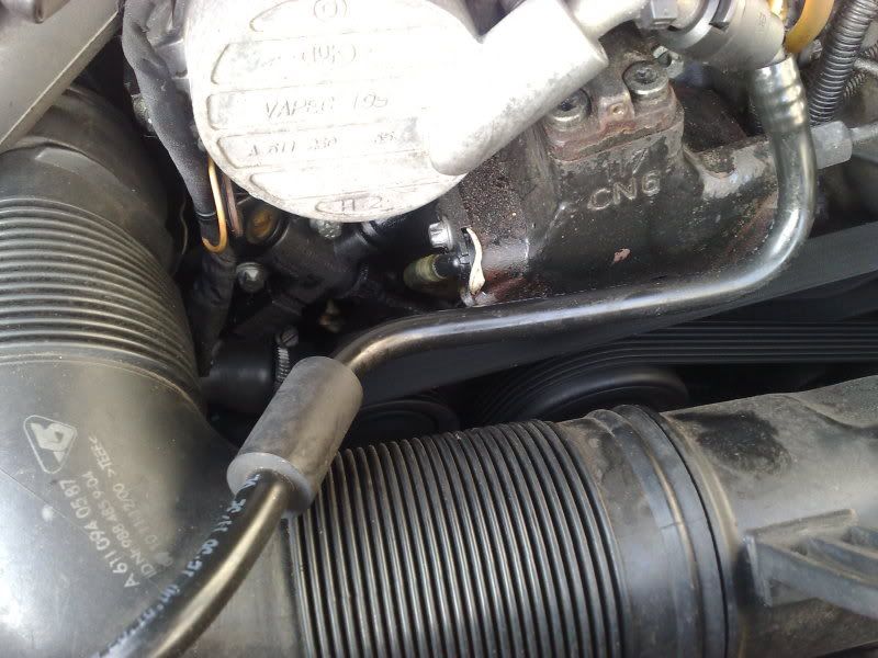 Mercedes c220 cdi diesel pump leak #7