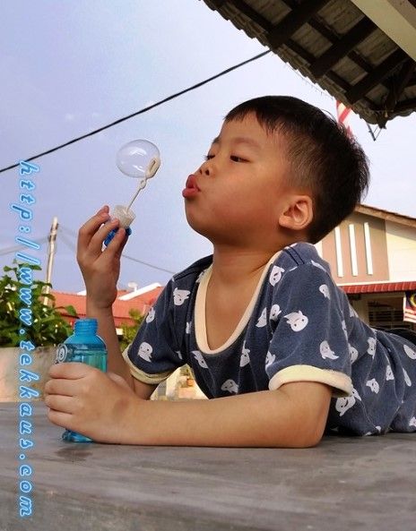  photo 07 Playing With Bubbles PICS_zpsvq6dh9gr.jpg